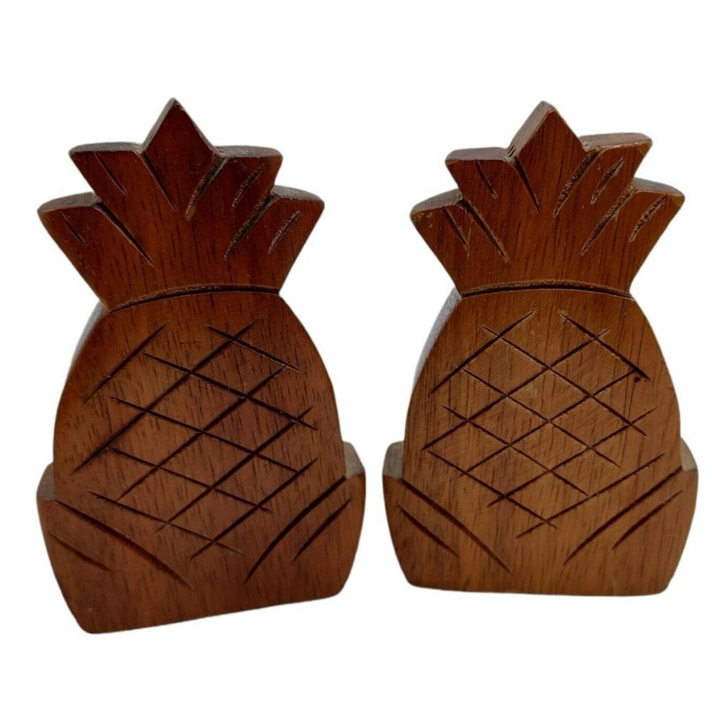 Monkey Pod Wood Pineapple Salt & Pepper Shakers Hawaii Waikiki Woods